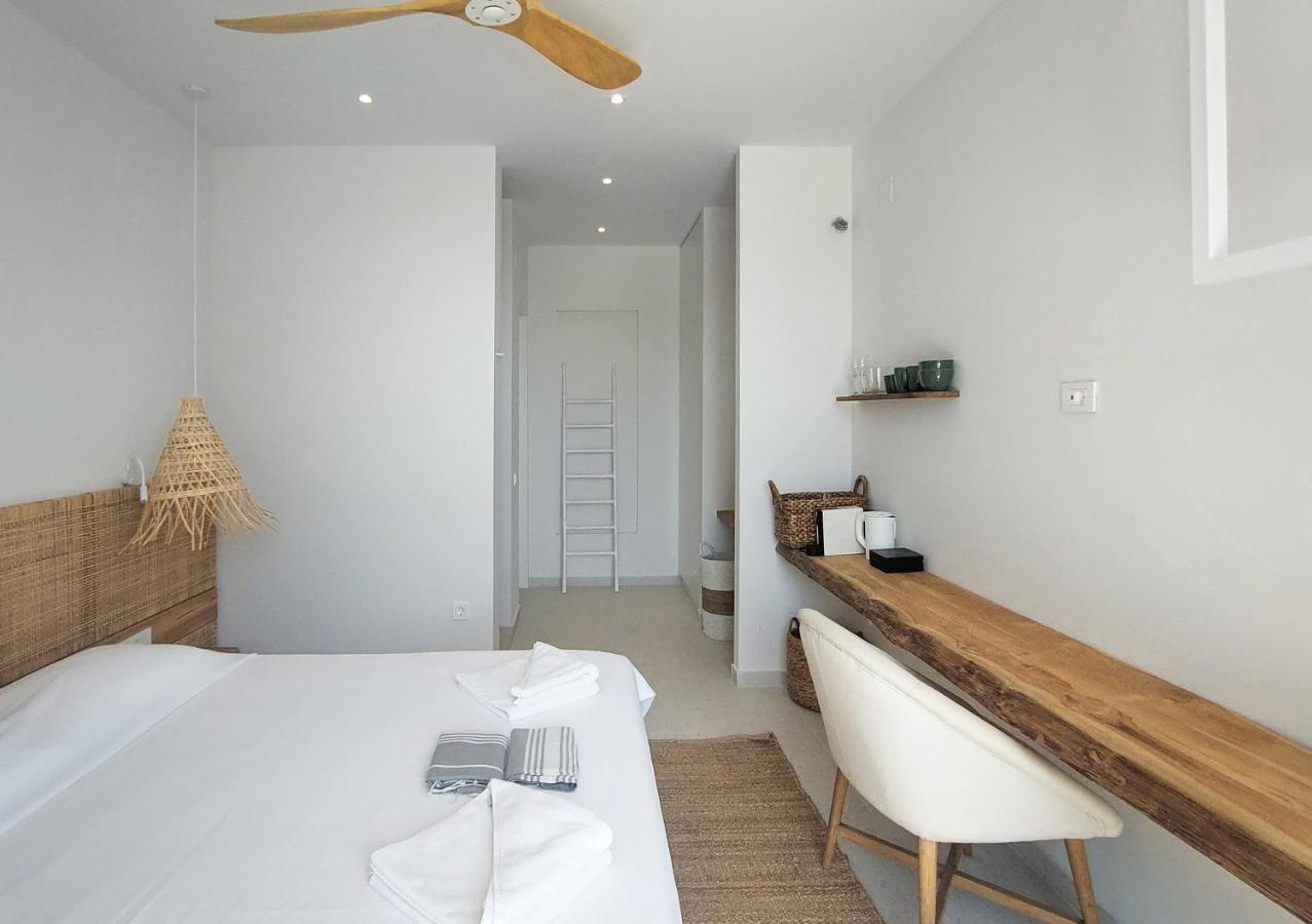 Arion Seaside Suites Palairos ภายนอก รูปภาพ
