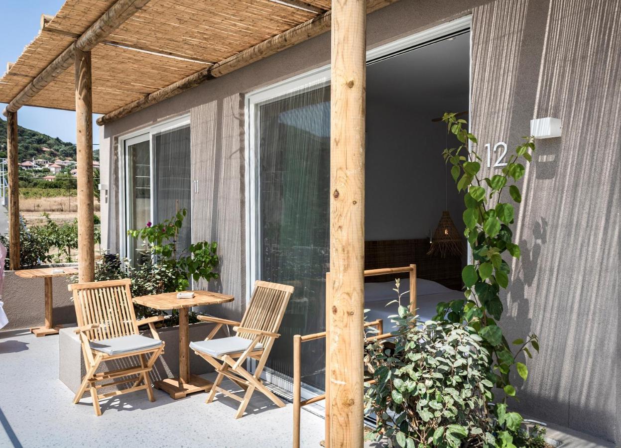Arion Seaside Suites Palairos ภายนอก รูปภาพ