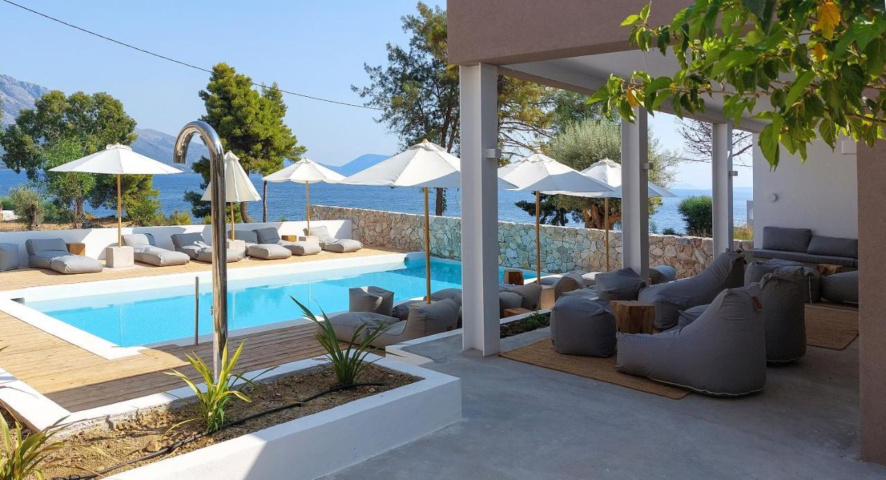 Arion Seaside Suites Palairos ภายนอก รูปภาพ